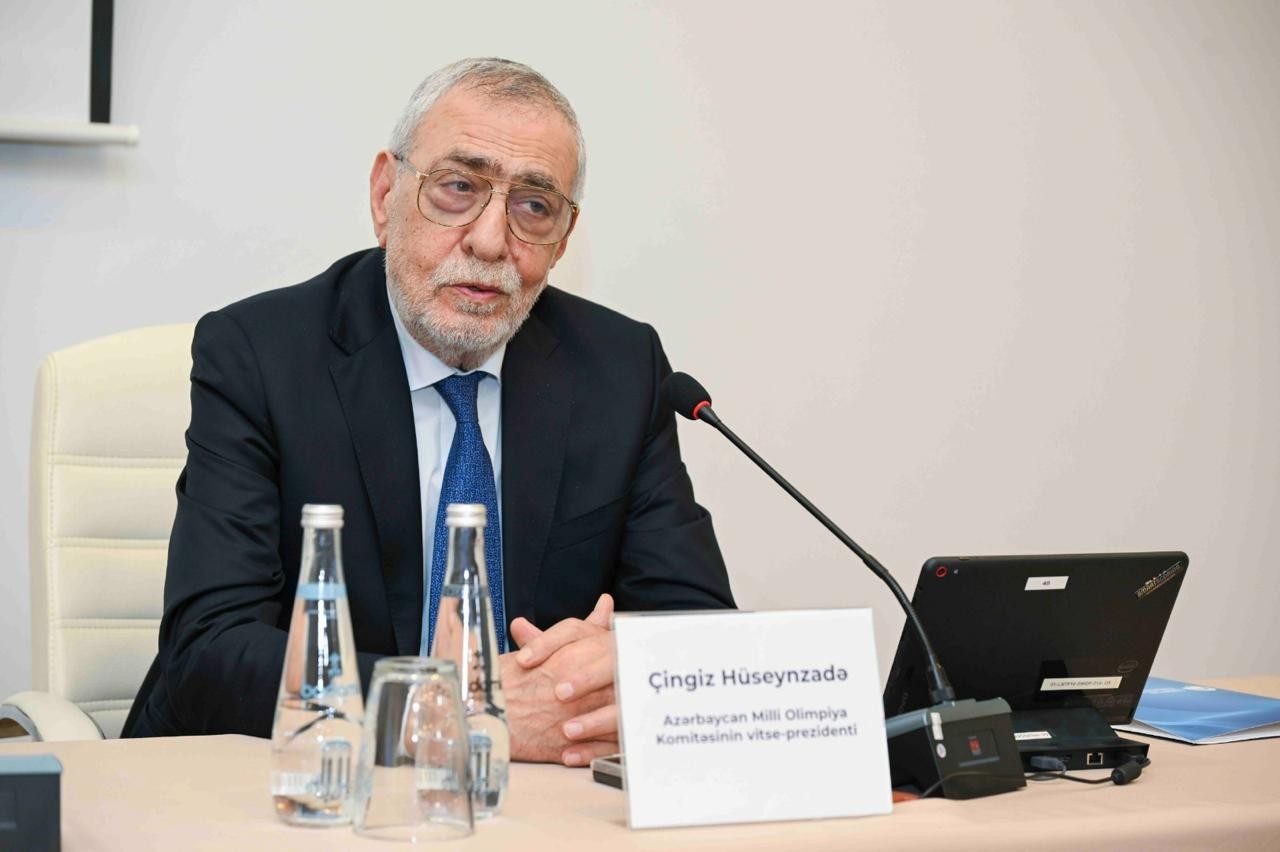 Vüqar Əhmədov yenidən federasiya prezidenti seçildi - FOTOLAR